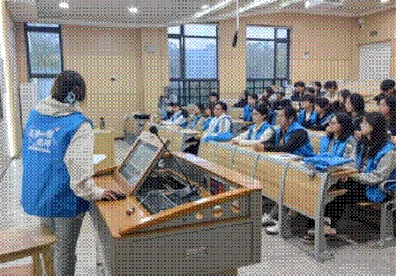 艺绘初心铸国魂 青春宣讲续新篇丨湖北美术学院“两弹一星”精神宣讲团开展2025年度宣讲工作492